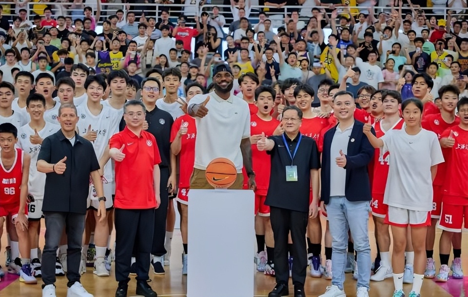 用实力和影, 重庆文旅还, 的一致好评